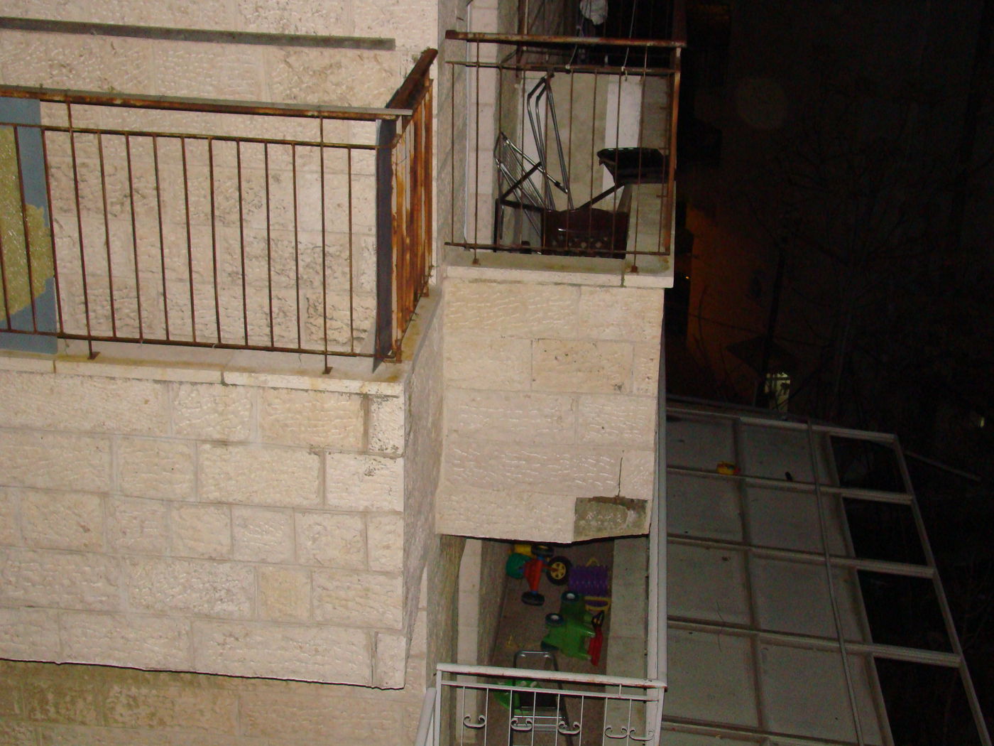 נס בשמואל הנביא: אבן גדולה קרסה ממרפסת, אין נפגעים