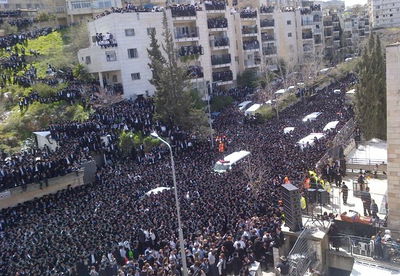 רבבות המלווים