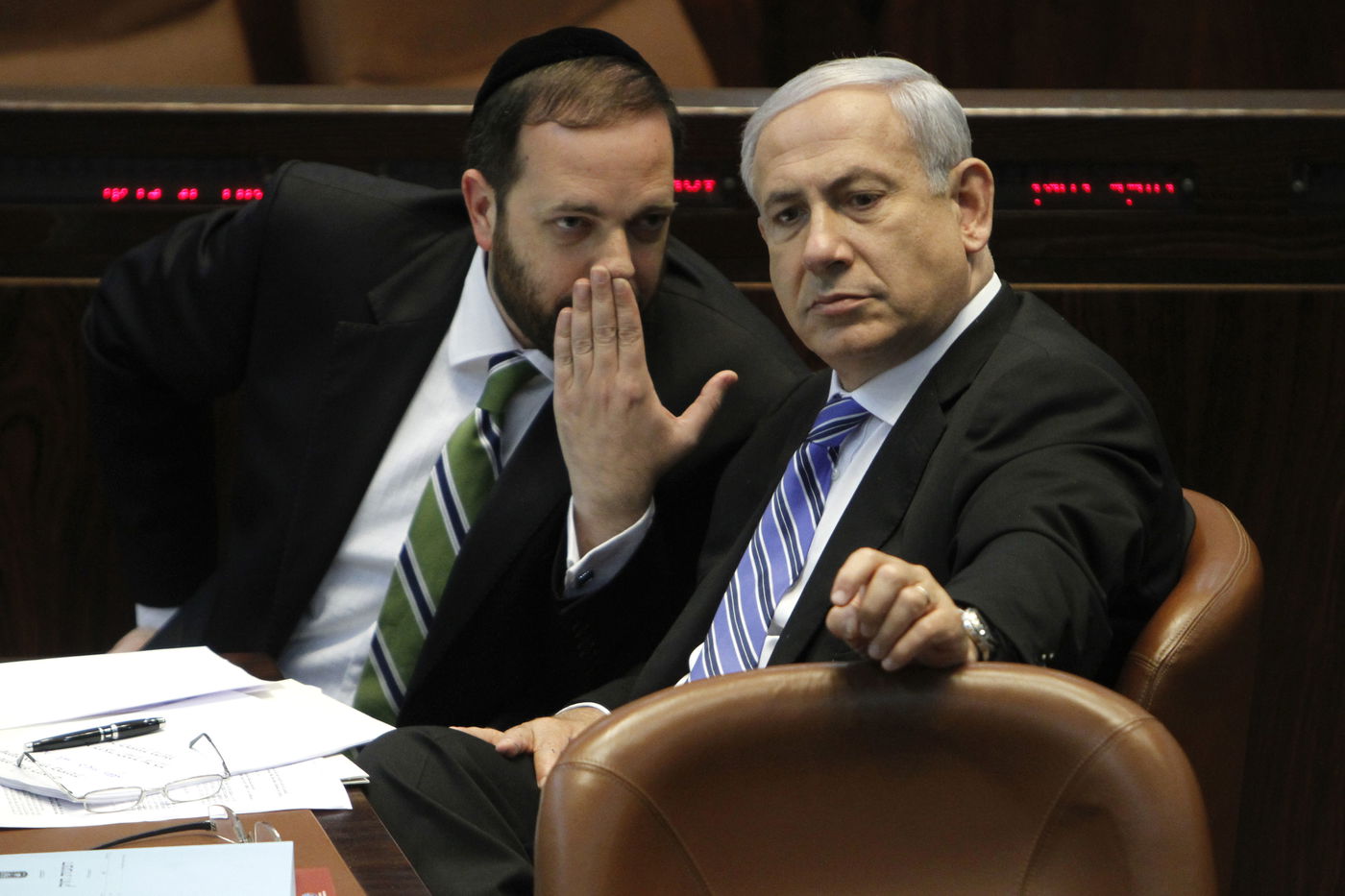 כך הפכו החרדים לעבדים של ניר ברקת / דעה