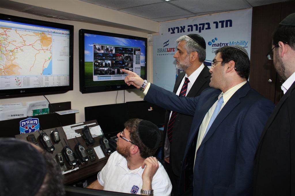 אלי ישי ביקר במשרדי איחוד הצלה