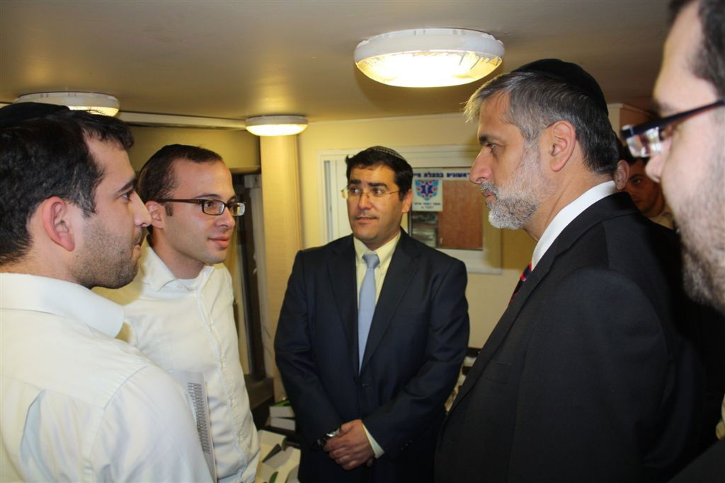 אלי ישי ביקר במשרדי איחוד הצלה