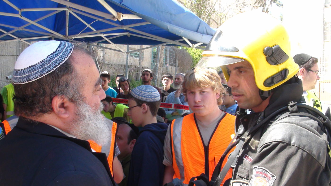 ארבע שנים אחרי הטבח: תרגיל רב  נפגעים בישיבת 'מרכז הרב'