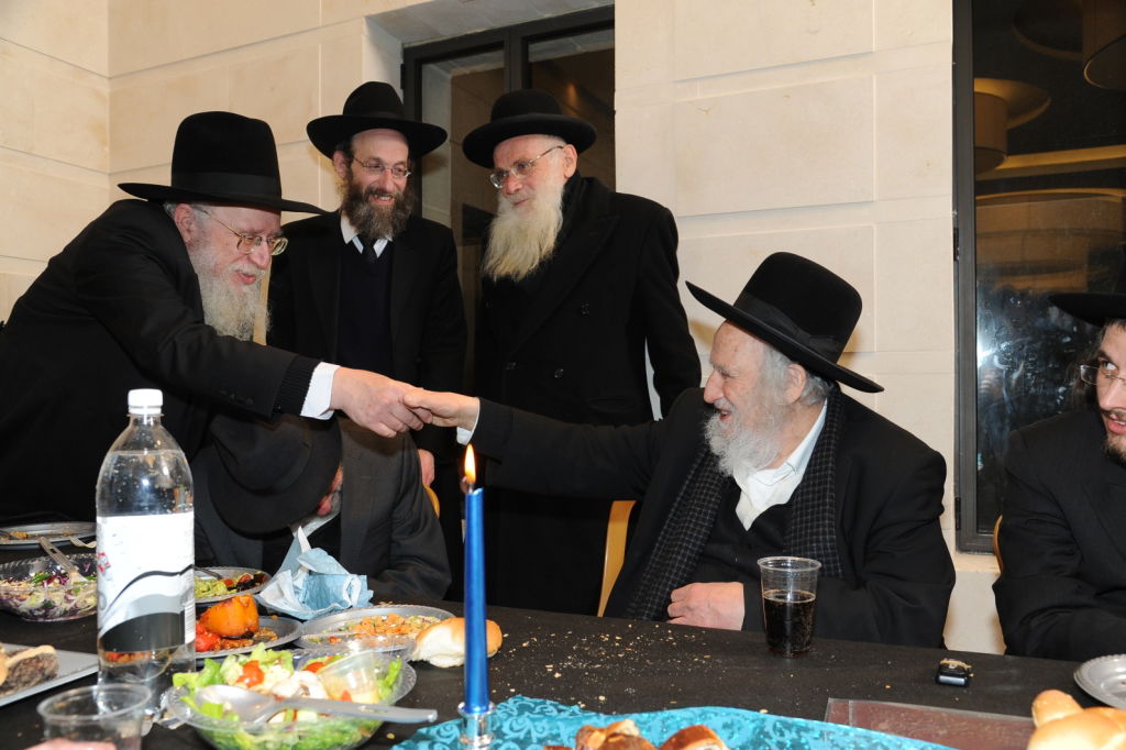 אירוסין לבן הגר"א הכהן דויטש, מראשי ישיבת פוניבז'