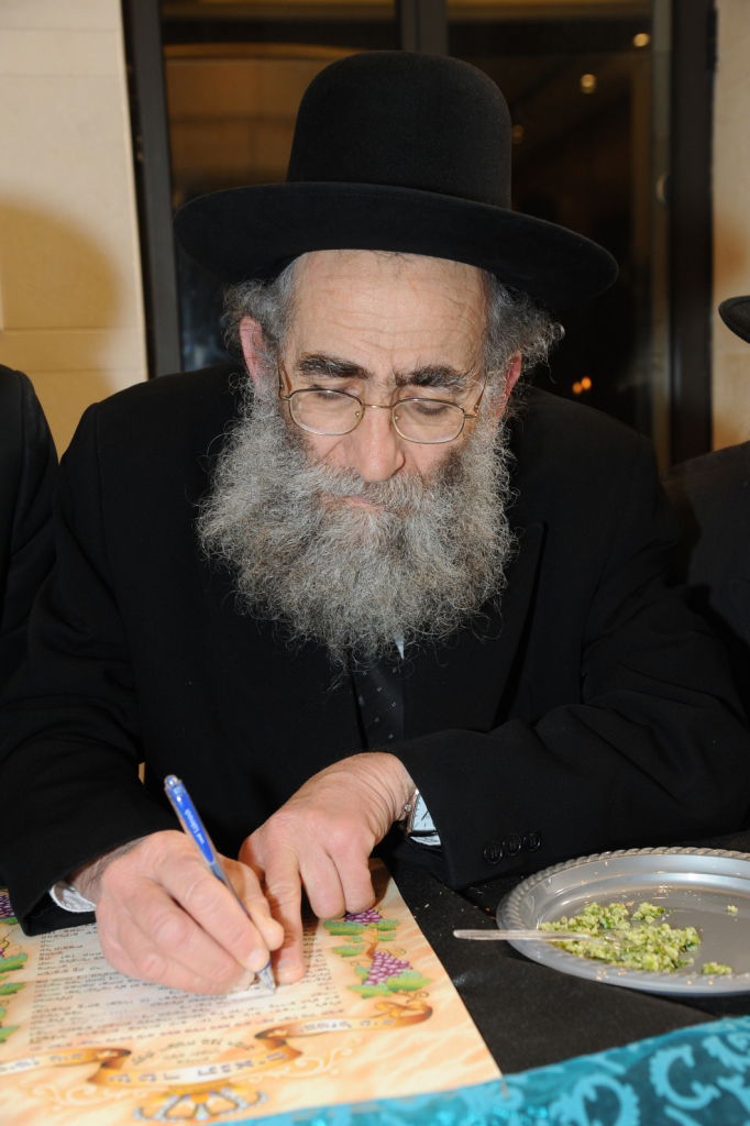 אירוסין לבן הגר"א הכהן דויטש, מראשי ישיבת פוניבז'