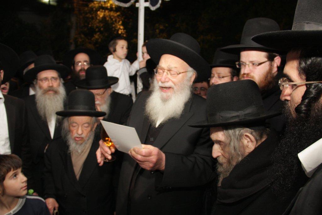 חתונת נינת גדולי הדור: צפו בגלריה