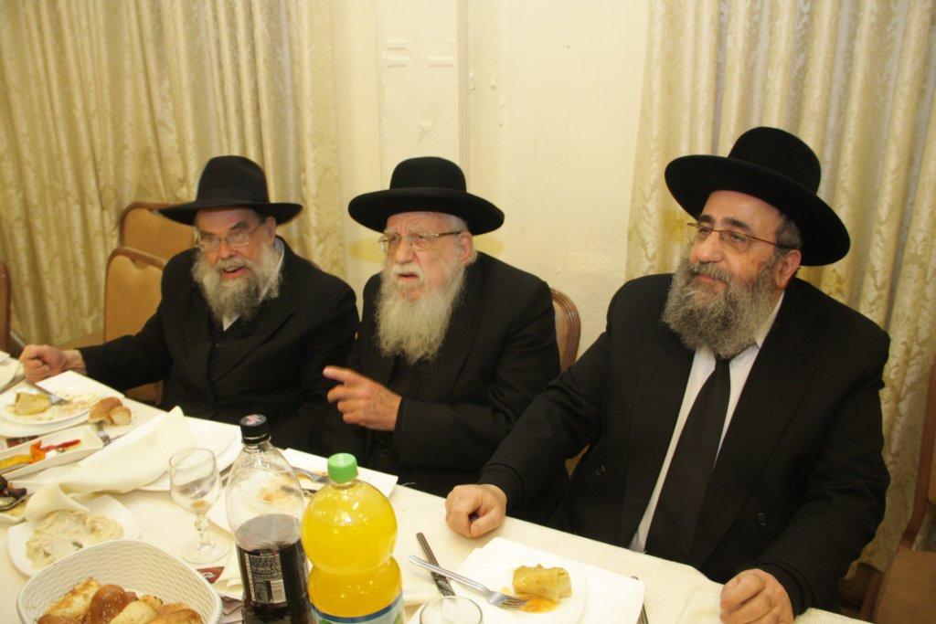 חתונת נינת גדולי הדור: צפו בגלריה