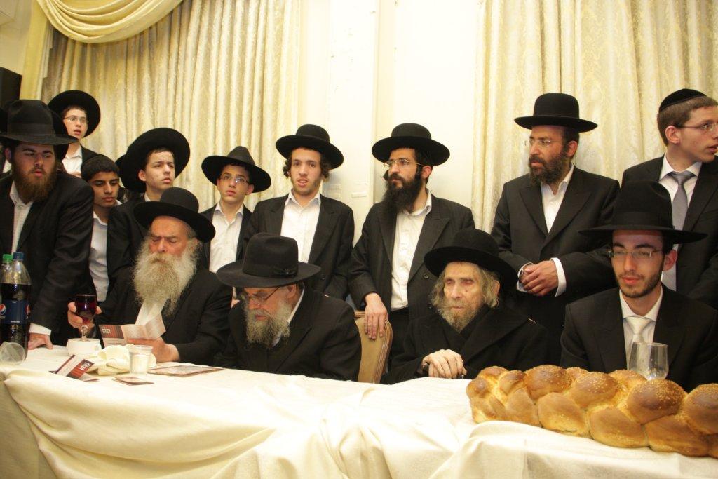 חתונת נינת גדולי הדור: צפו בגלריה