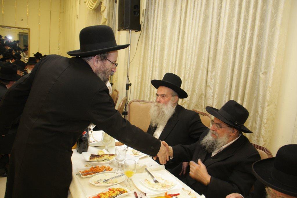 חתונת נינת גדולי הדור: צפו בגלריה