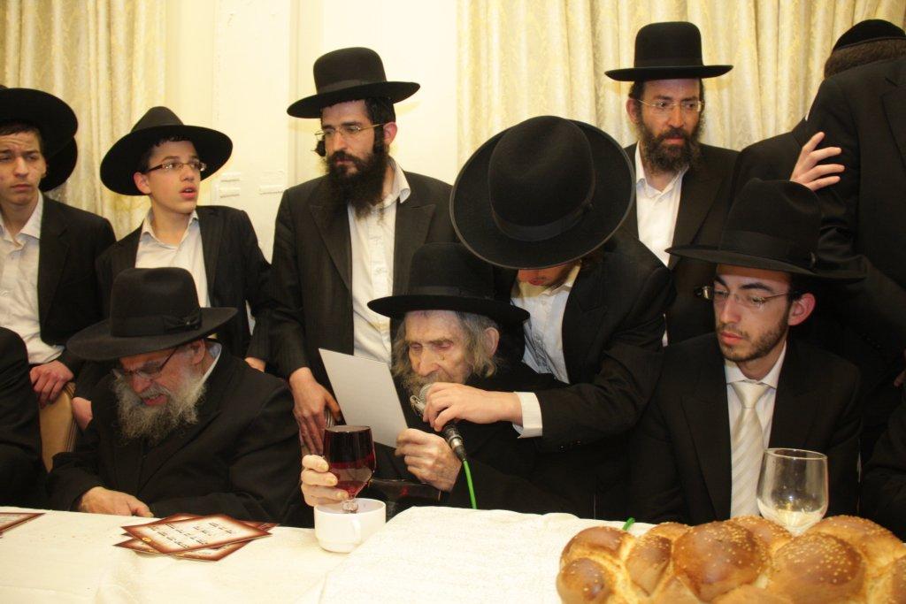 חתונת נינת גדולי הדור: צפו בגלריה