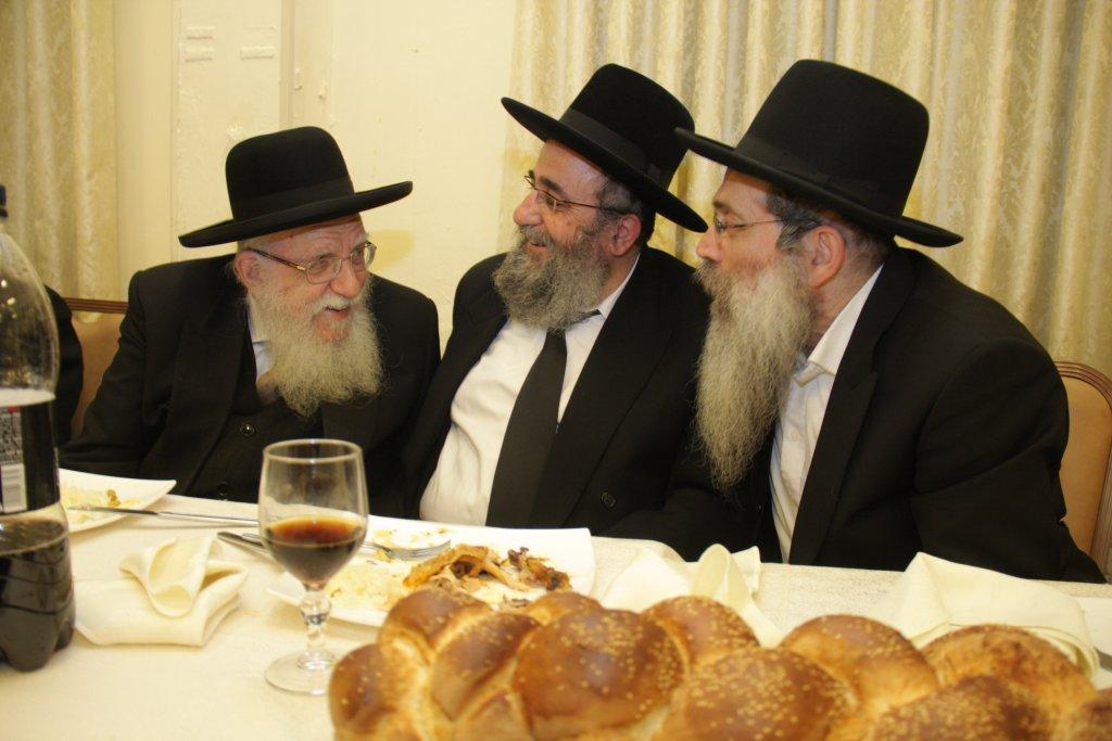 חתונת נינת גדולי הדור: צפו בגלריה