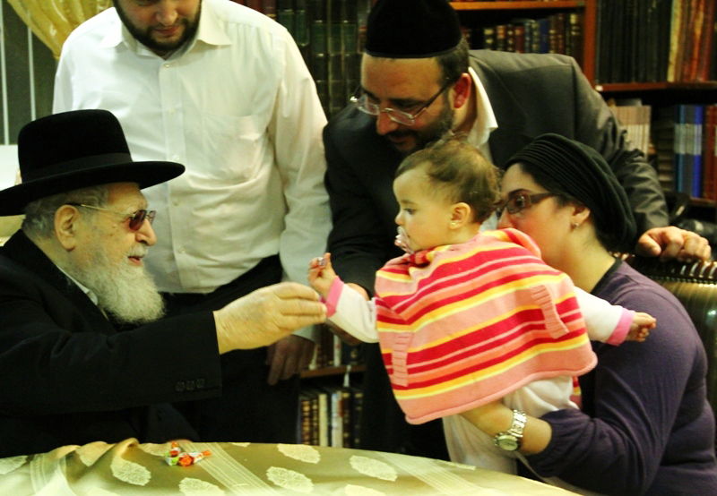 הרב עובדיה לאווה סנדלר: "צריכים לקבל הכל באהבה"