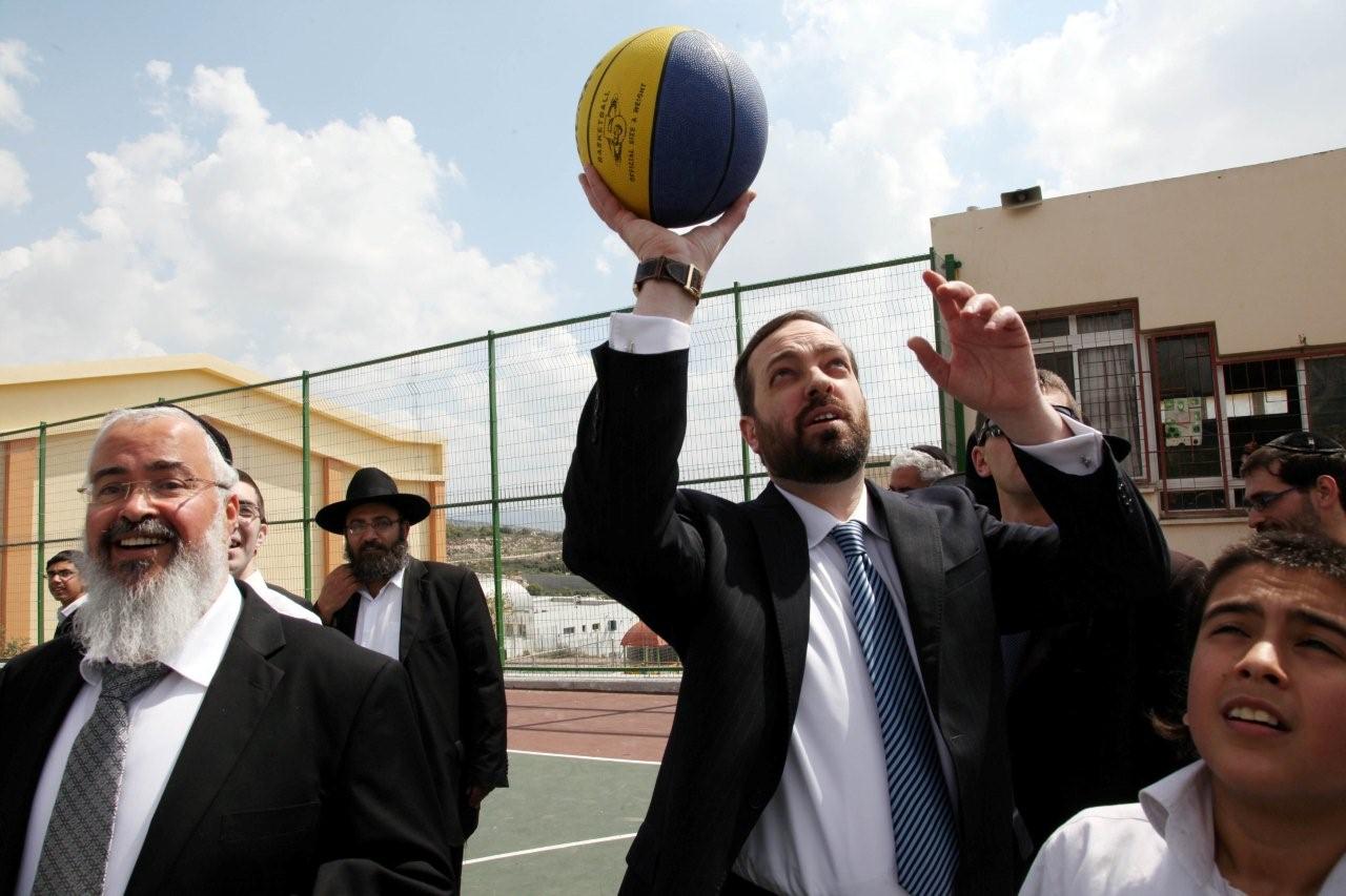 שרי הספורט: בכירי ש"ס מנסים לקלוע סל