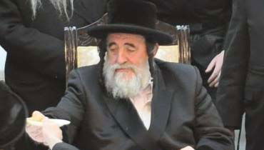 האדמו"ר במהלך הטיש