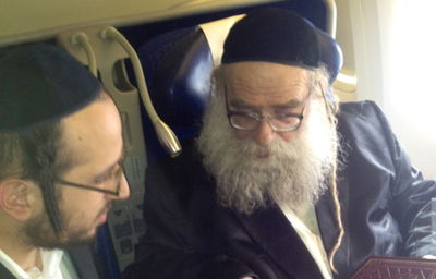 האדמו"ר ממאקווא וליפא שמעלצר