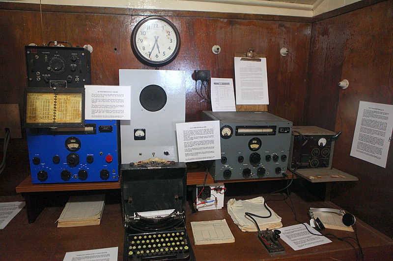 עָמַד עָלֵינוּ לְכַלּוֹתֵנוּ: הבסיס הסודי שהוקם נגד הנאצים