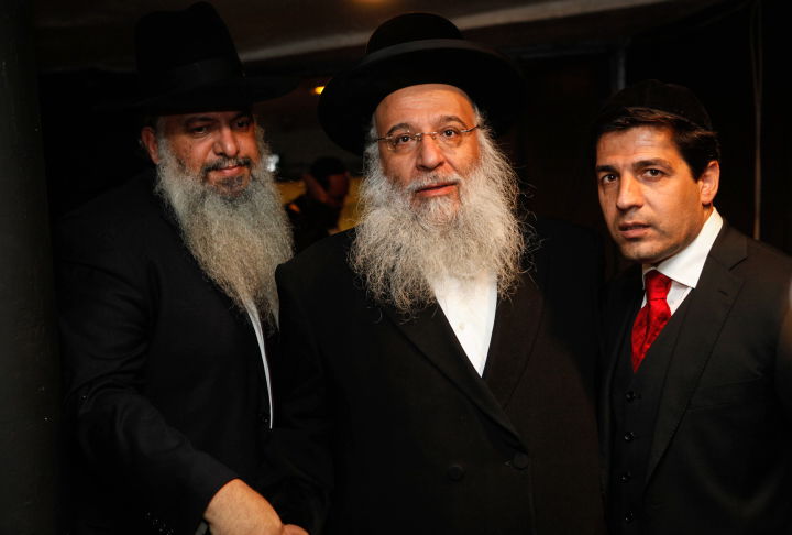 ר' מרדכי חסידים, הרב בנייהו שמואלי ואלי שמחיוף