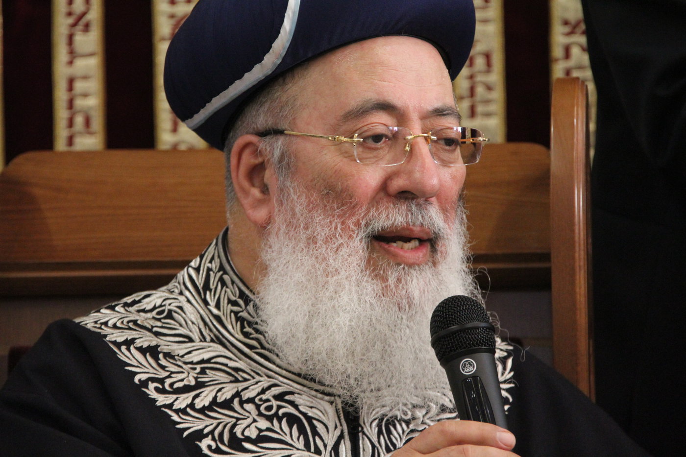 שר המשפטים ערך "הקבלת פני רבו" אצל הרב משה-שלמה עמאר