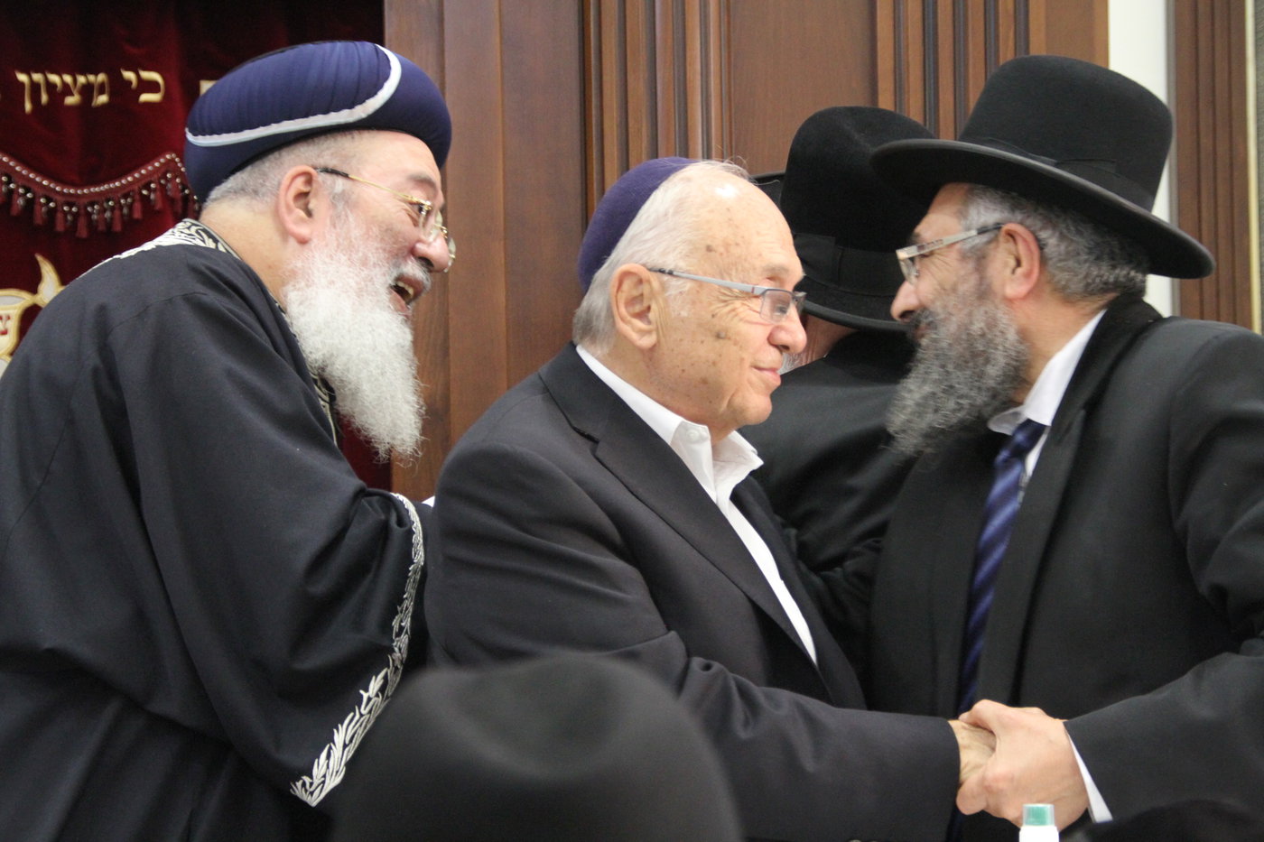 שר המשפטים ערך "הקבלת פני רבו" אצל הרב משה-שלמה עמאר