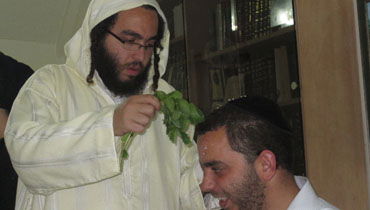 חג המימונה, הערב