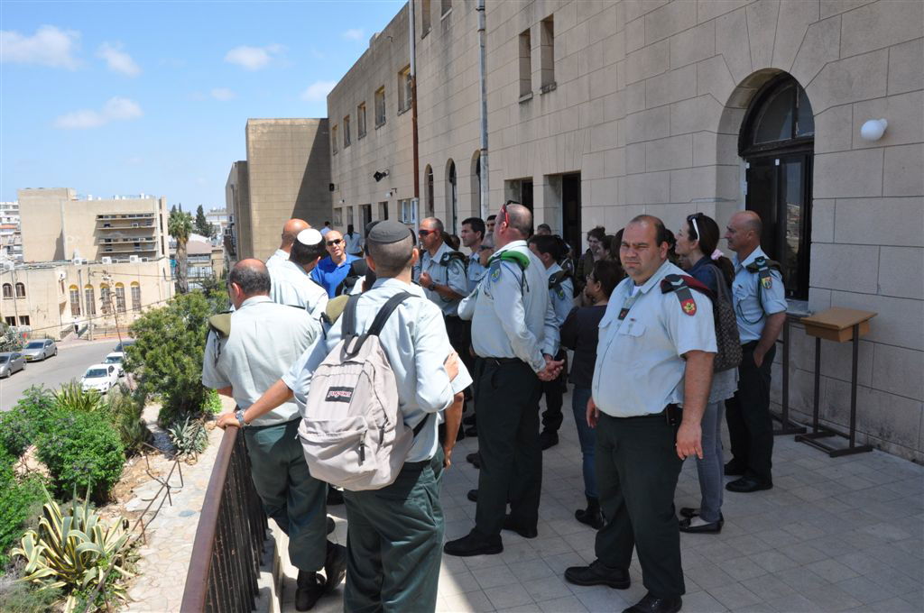 קצינים בכירים בצה"ל סיירו ברחובות העיר בני-ברק