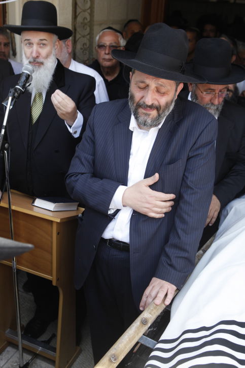 תמונות: הלווית הרב אליהו דרעי ז"ל