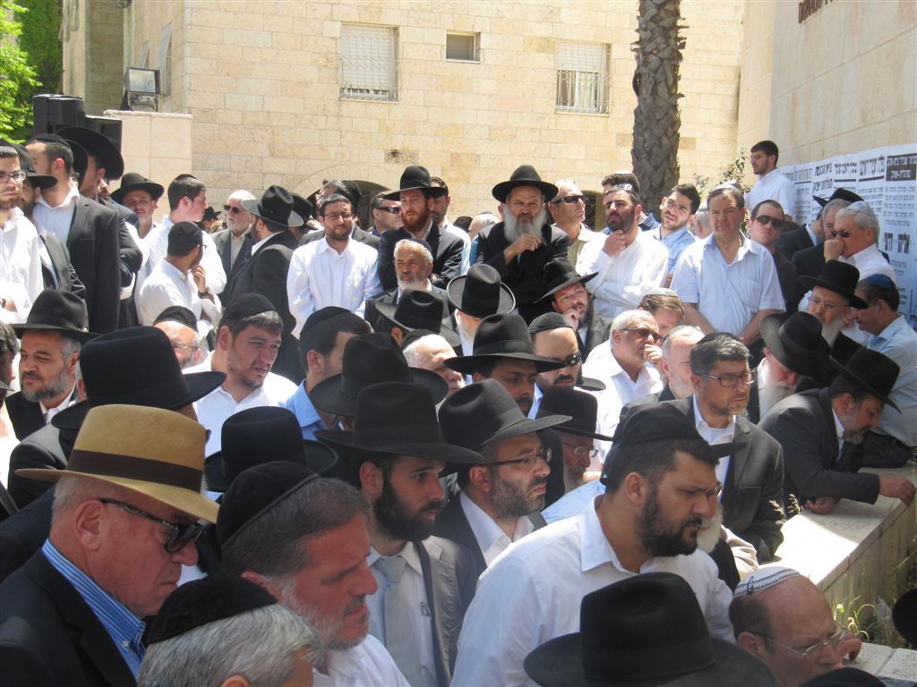 תמונות: הלווית הרב אליהו דרעי ז"ל