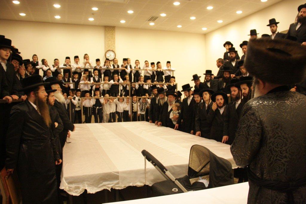 גלריה: מעמד 'קריאת שמע' לנכד האדמו"רים מפרמישלן ולעלוב