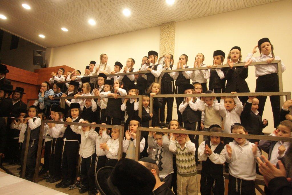 גלריה: מעמד 'קריאת שמע' לנכד האדמו"רים מפרמישלן ולעלוב