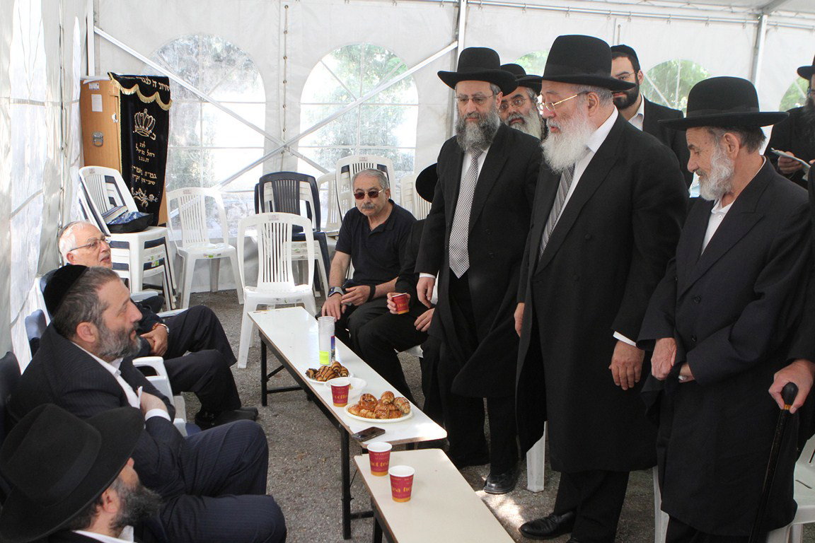 מצעד המנחמים אצל אריה דרעי: צפו בגלריה