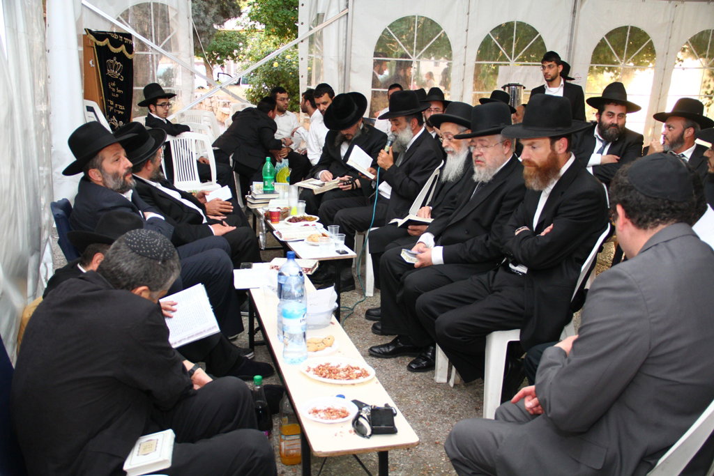 מצעד המנחמים אצל אריה דרעי: צפו בגלריה