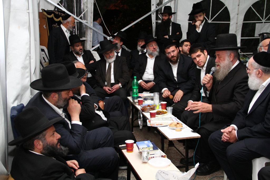 מצעד המנחמים אצל אריה דרעי: צפו בגלריה