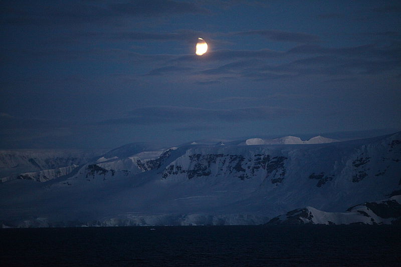 אלפסי בעולם: מסע לארץ שכולה קרחונים > מרהיב