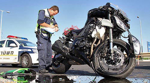שוטר חרדי מבני-ברק נפצע באורח קשה בתאונת דרכים