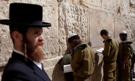 אילוסטרציה, למצולמים אין קשר לנאמר בכתבה