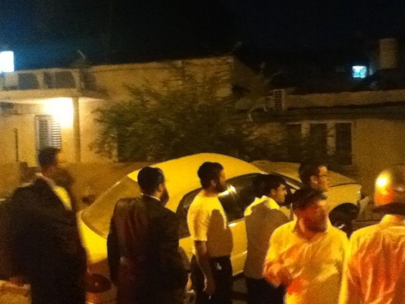 ב"ב: רכב עלה על הגדר, אין נפגעים