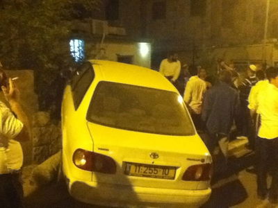 ב"ב: רכב עלה על הגדר, אין נפגעים