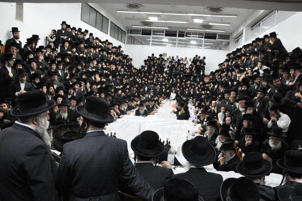 ‏‏טיש 'פסח שני' בנדבורנה: צפו בגלריה