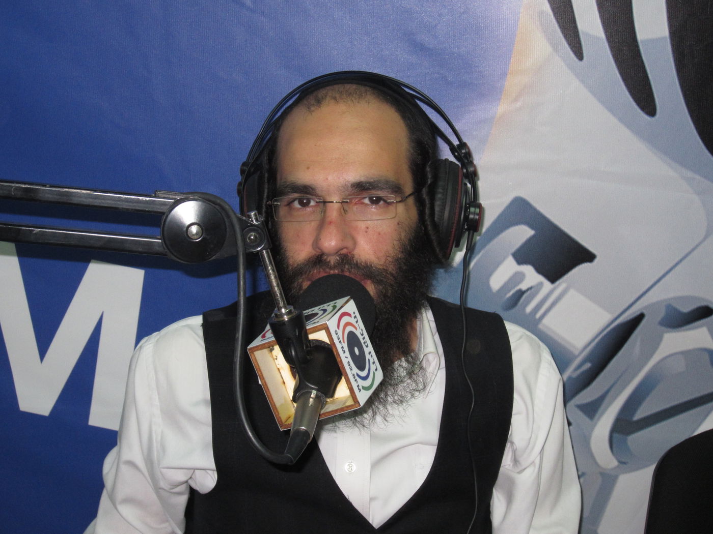 "קול ברמה" ו"קול חי" כבשו את מירון