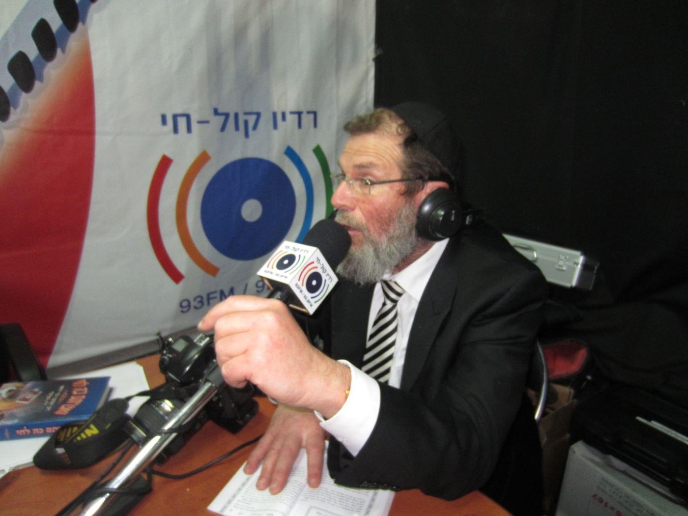 "קול ברמה" ו"קול חי" כבשו את מירון