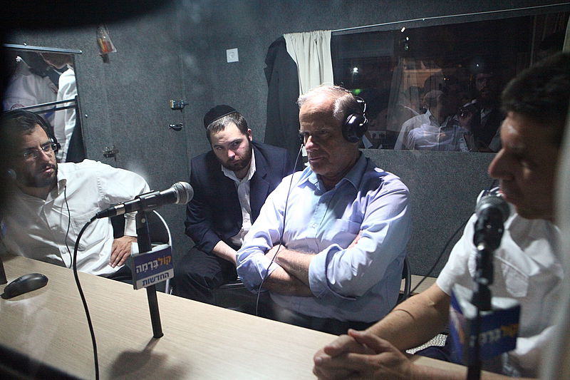 "קול ברמה" ו"קול חי" כבשו את מירון