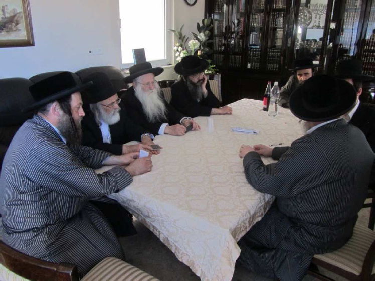 מסמכים: 'תולדות אהרון' שילמו על העבודות בשטח ההדלקה במירון