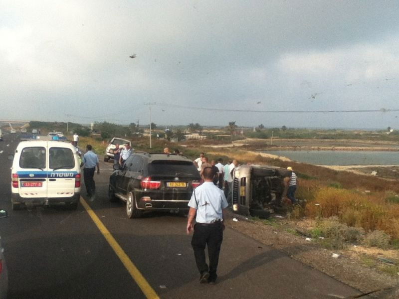 חזרו ממירון והתהפכו עם רכבם ● תיעוד