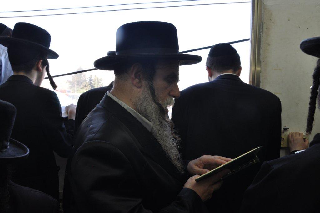 יממה עם רבי שמעון • מירון מסביב לשעון, תיעוד מיוחד