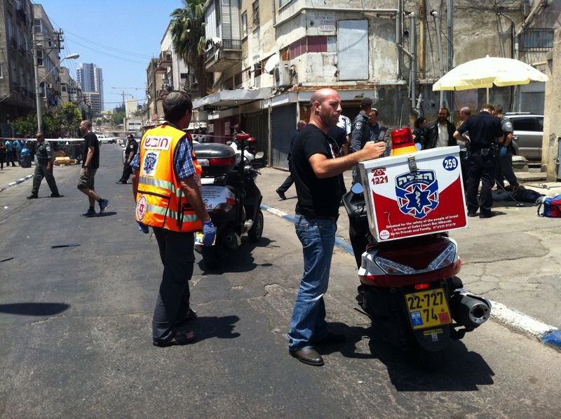 גל אלימות: צעירה נדקרה בתל-אביב; הרקע לא ברור