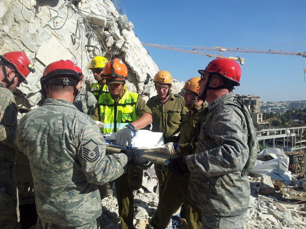 המתנדבים החרדים של זק"א התאמנו עם צה"ל וצבא ארה"ב