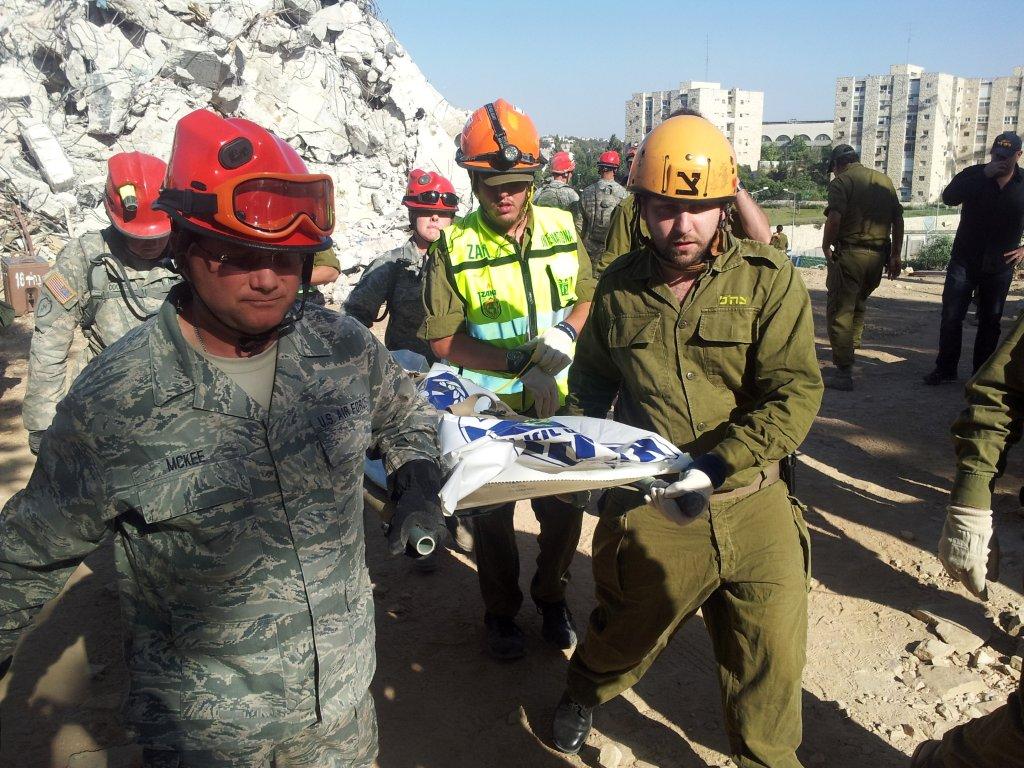 המתנדבים החרדים של זק"א התאמנו עם צה"ל וצבא ארה"ב