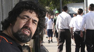 חוגג על החרדים. שחר אילן