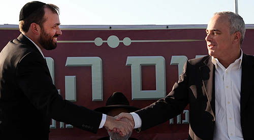 אטיאס ושטייניץ באירוע