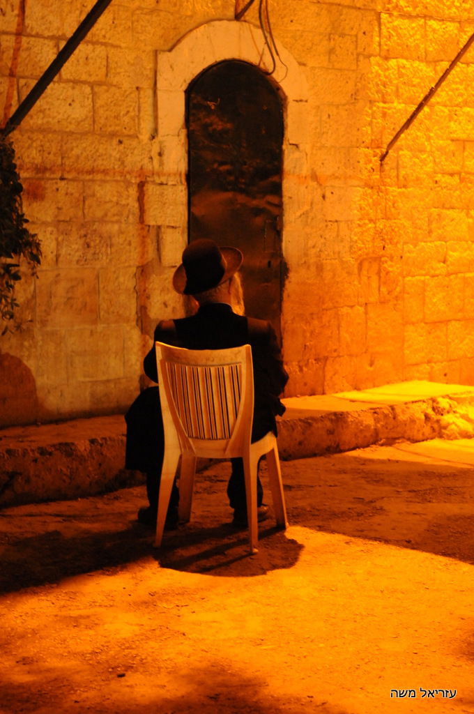 אלפים נוהרים לקבר שמואל הנביא בליווי כוחות משטרה