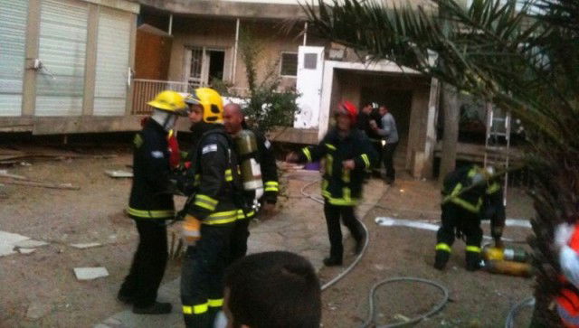 כוחות הכיבוי בזירת השריפה